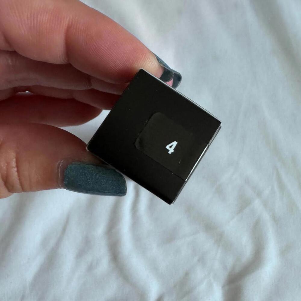 Anastasia Beverly Hills: Magic Touch Concealer - 4 - Picture 2 of 3